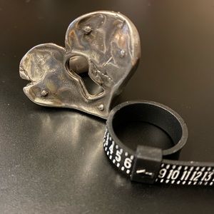 New! UnoDe 50 Silver Stamped Heart Statement Ring